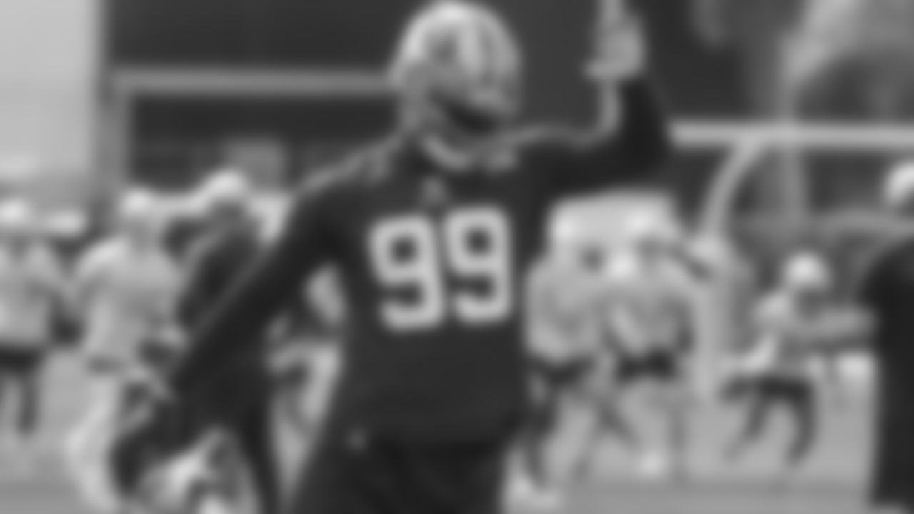 DL DeForest Buckner