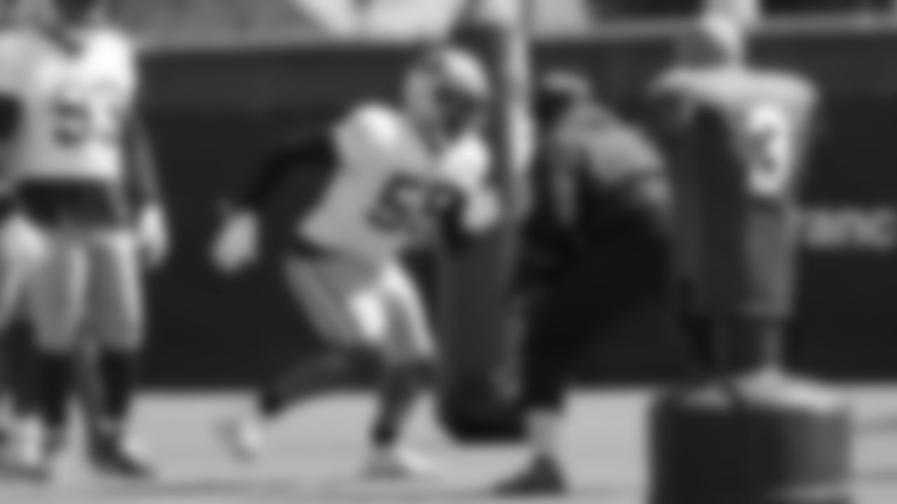 DL Dee Ford