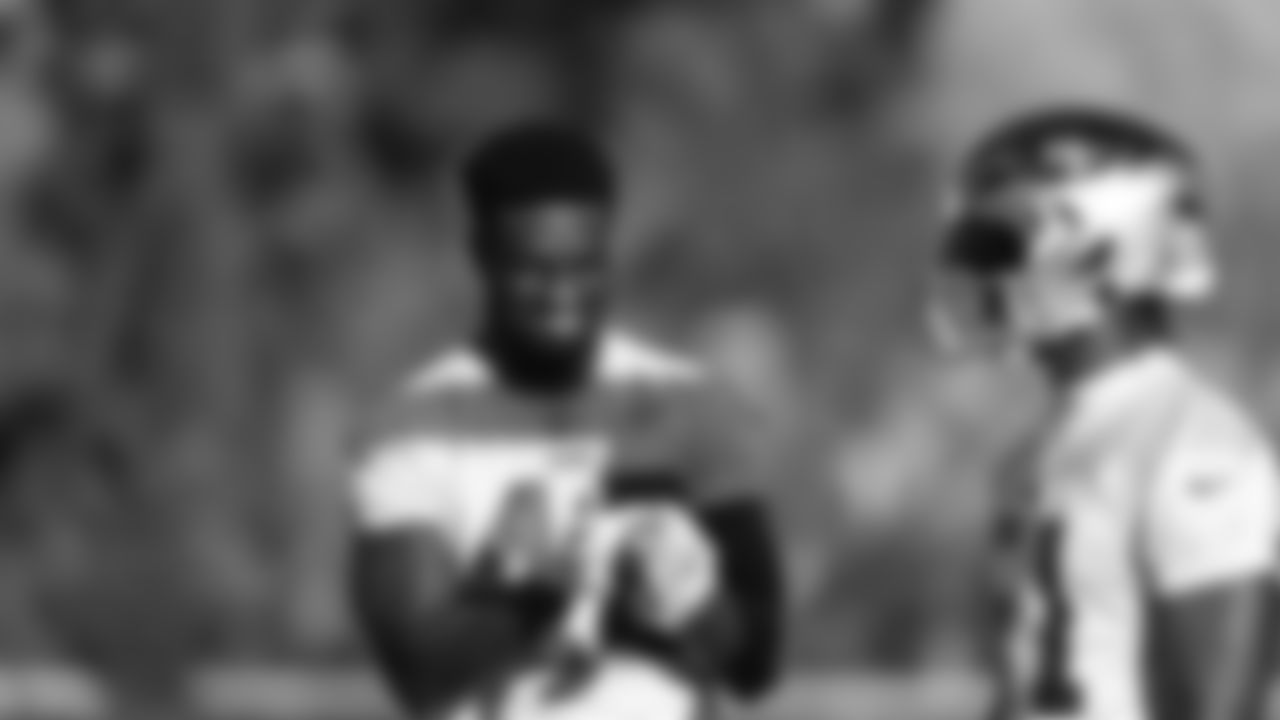 LB Oren Burks, LB Azeez Al-Shaair