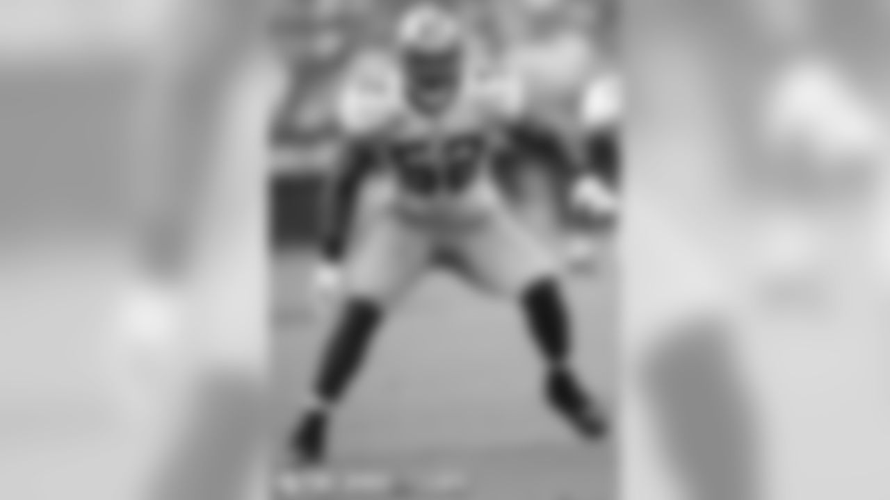 LB Patrick Willis