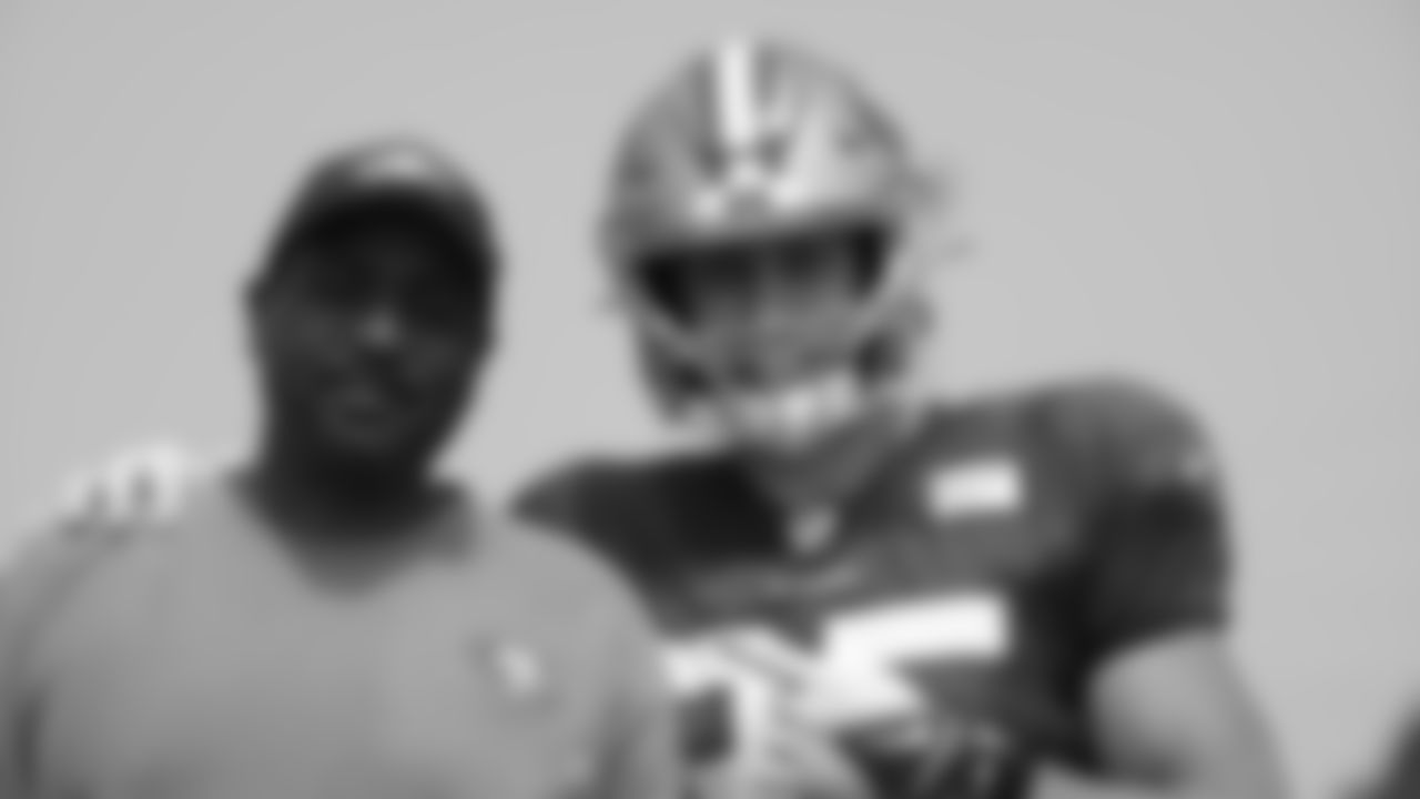 49ers tight ends coach Jon Embree, TE George Kittle
