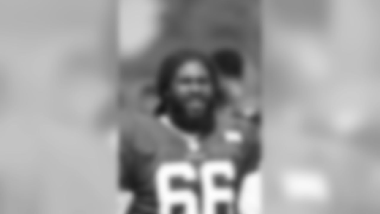 DL Will Sutton