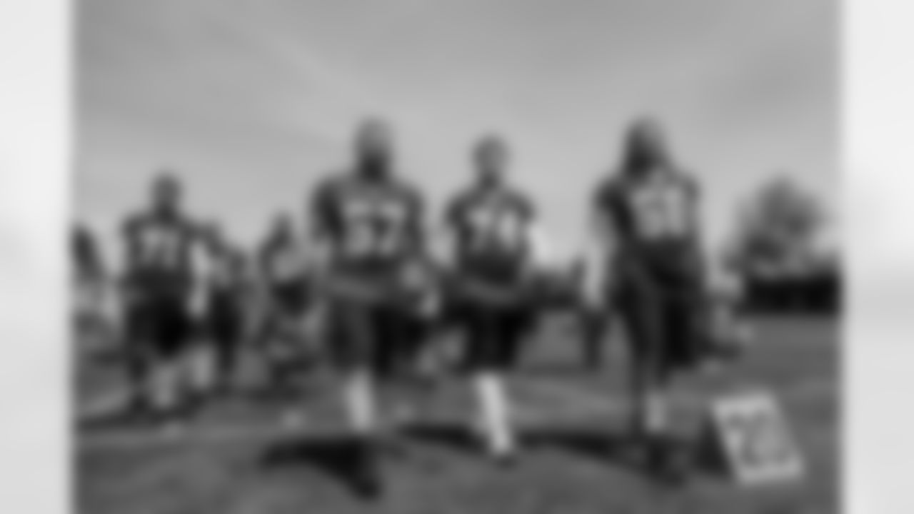 (L to R) OL John Theus, C Daniel Kilgore, T Joe Staley and G Zane Beadles