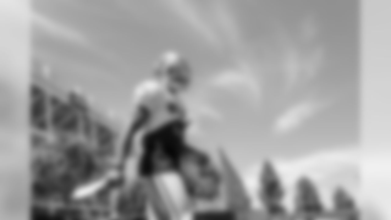 RB Carlos Hyde