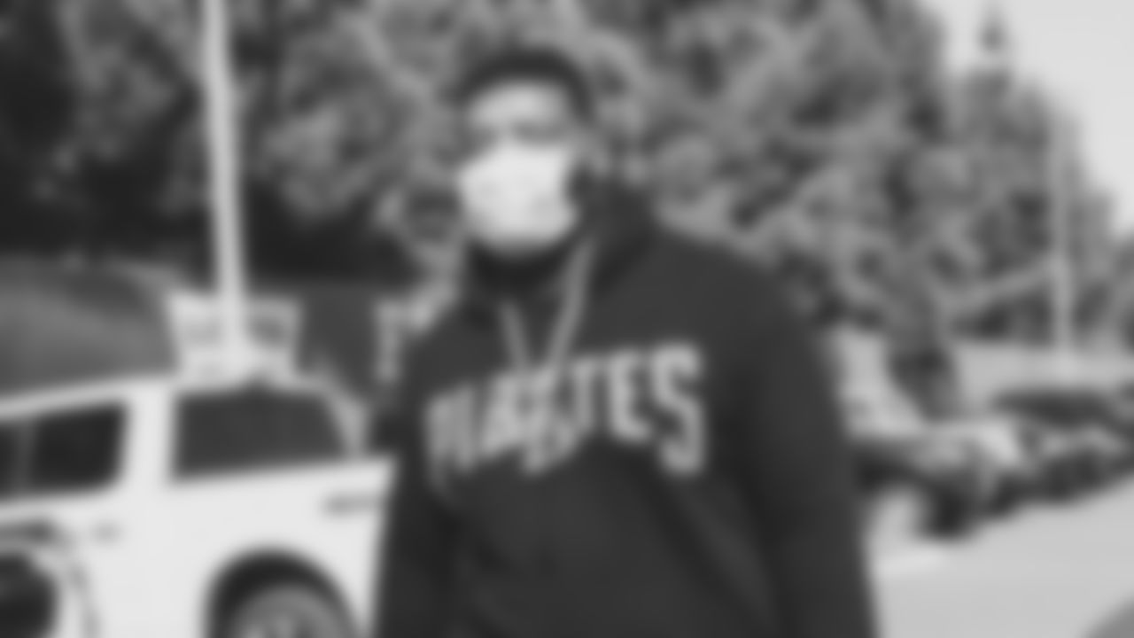 T Trent Williams
