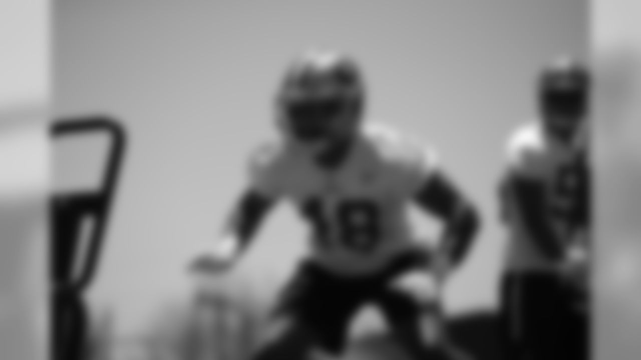 LB Fred Warner