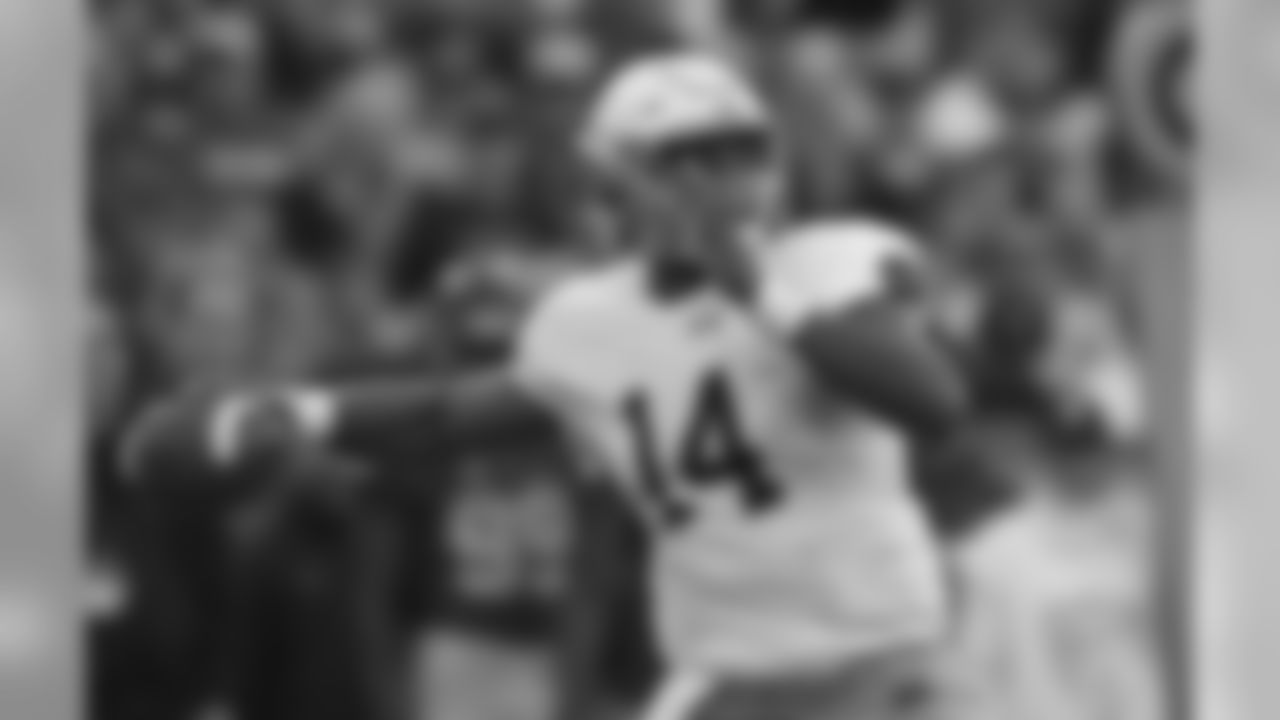 Kizer has a big, sturdy frame for the position and above-average athleticism. He operates from the shotgun and is very comfortable playing inside the pocket. He holds the ball shoulder high and has a nice, smooth throwing motion. He can make every throw with minimum strain. He can drive the ball into tight windows and he flashes the touch to make intermediate throws over linebackers and under safeties. He does have some mechanical issues at times, falling off throws, which can affect his ball placement. I love his poise in the pocket but he needs to speed up his clock at times. He takes some unnecessary sacks. When he does decide to run, he has sneaky quickness and can power through tacklers to pick up extra yardage. He racked up 18 rushing touchdowns over his two seasons as a starter. Overall, Kizer isn't a finished product but he has all of the desired tools to eventually develop into a solid starting NFL quarterback.