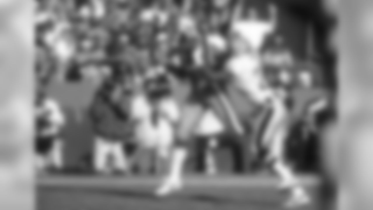 1991 -- 49ers wideout John Taylor.