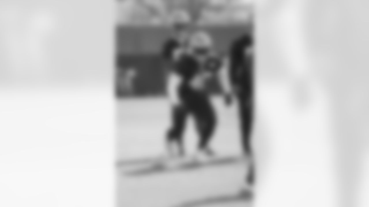 LB Marcelino McCrary-Ball