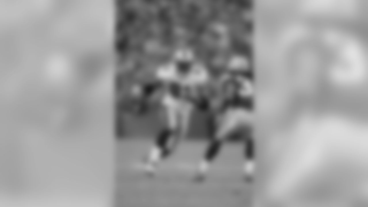 Terrell Owens in Nov. 2003.