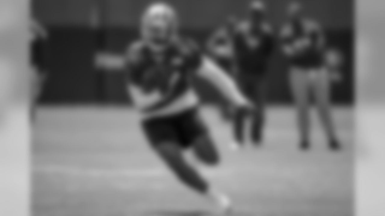 WR Victor Bolden Jr.