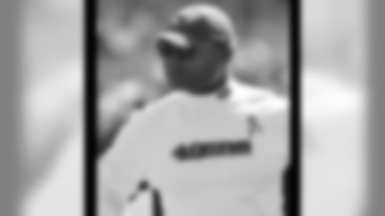 Head Coach Mike Singletary