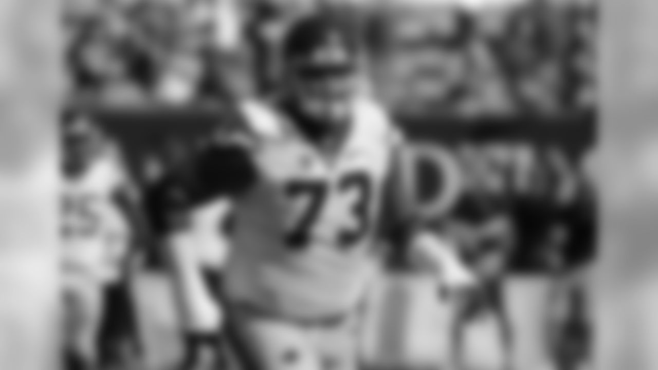 Zach Banner - OT, USC