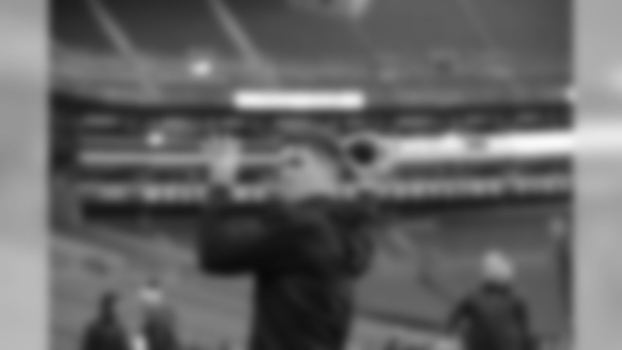 QB Nick Mullens