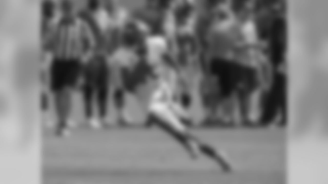 WR 10 Emmanuel Sanders