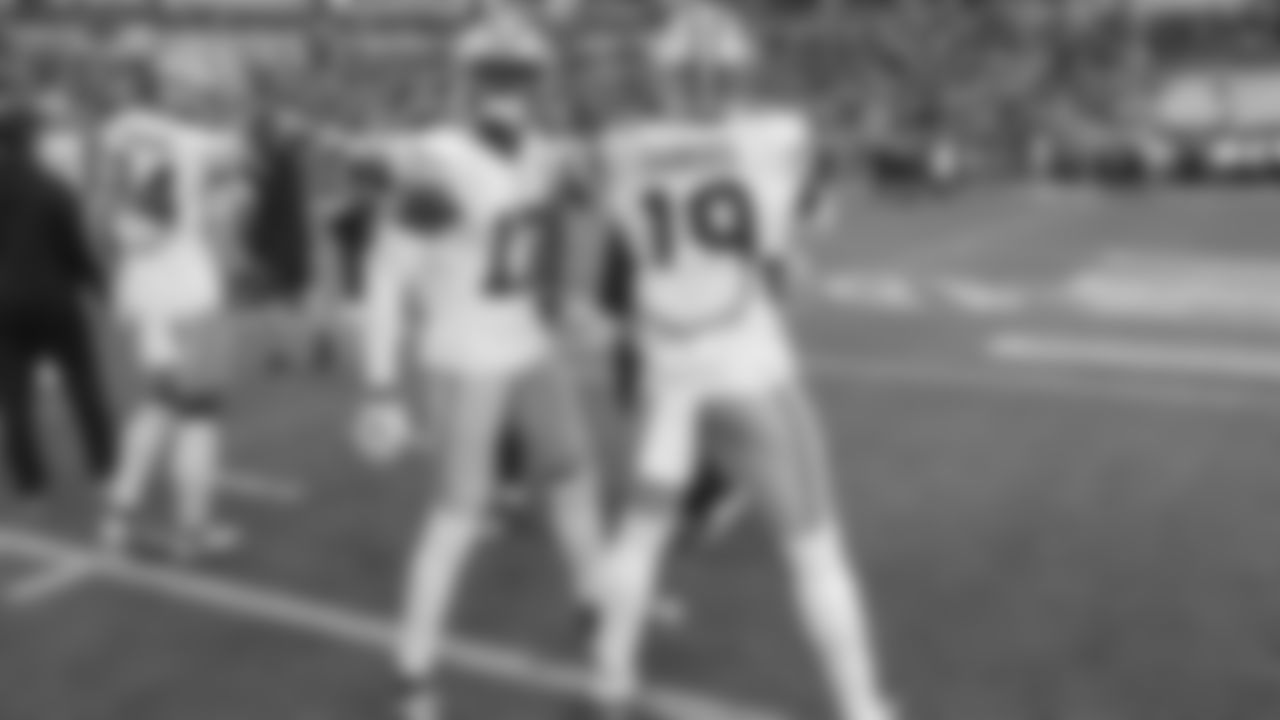 WR Emmanuel Sanders and WR Deebo Samuel