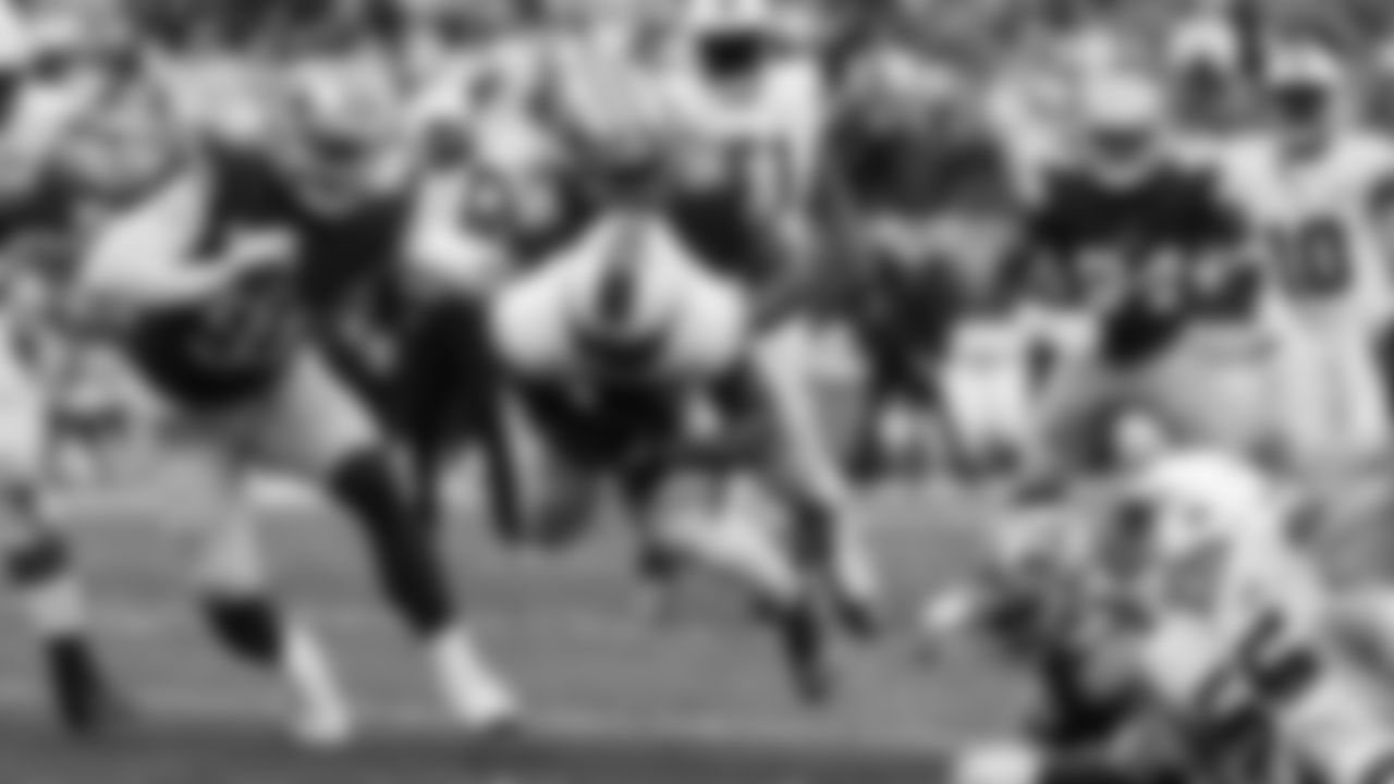 DL Kevin Givens