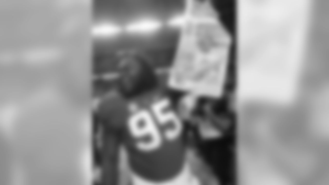 Alabama DL Darren Lake