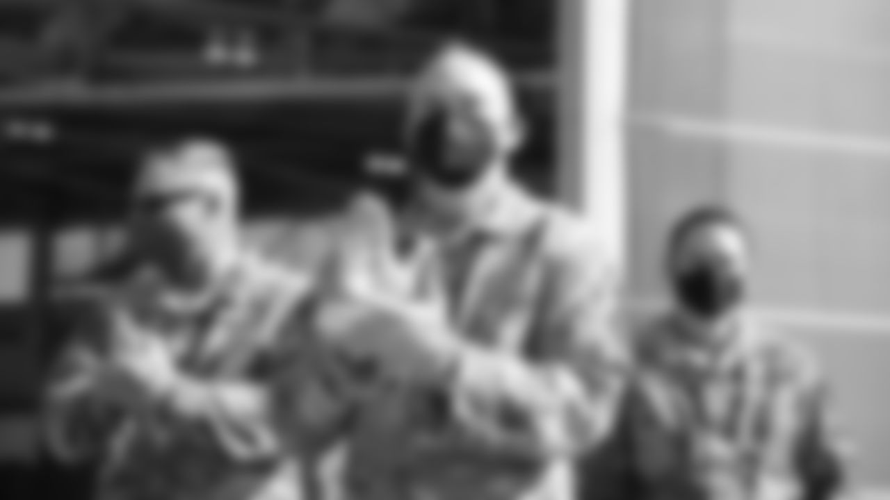 49ers Salute to Service Moffett Base Visit