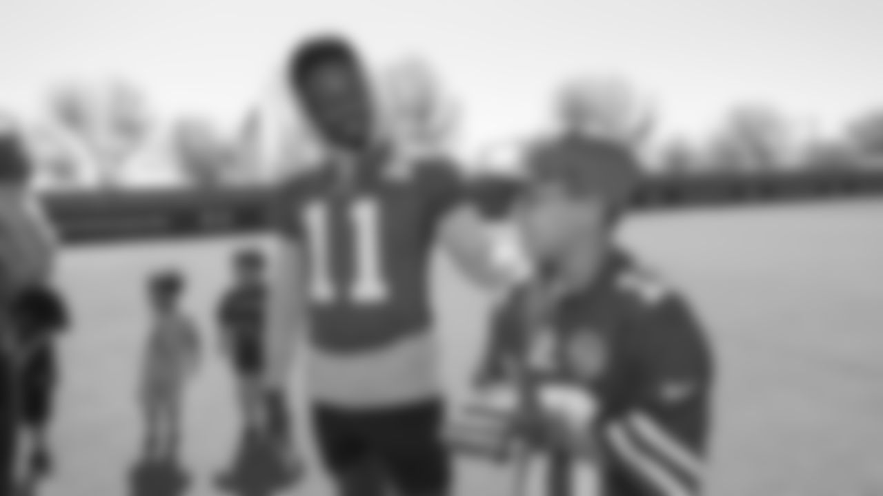 WR Marquise Goodwin