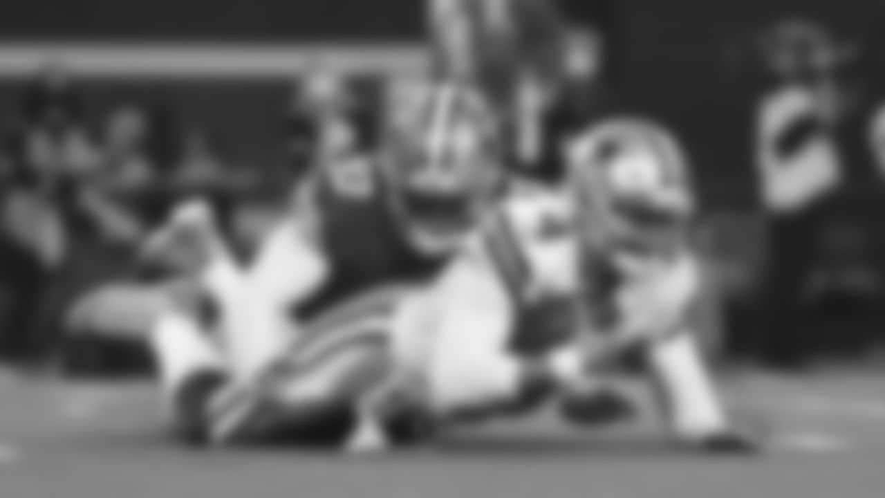 DL D.J. Jones