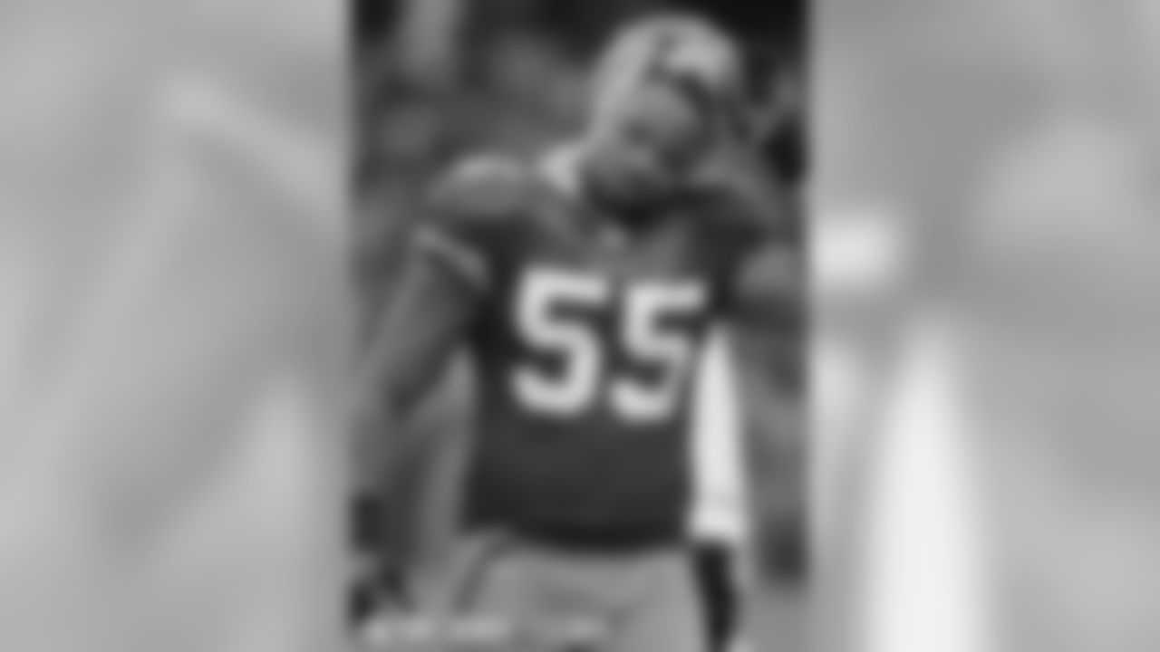 LB Ahmad Brooks