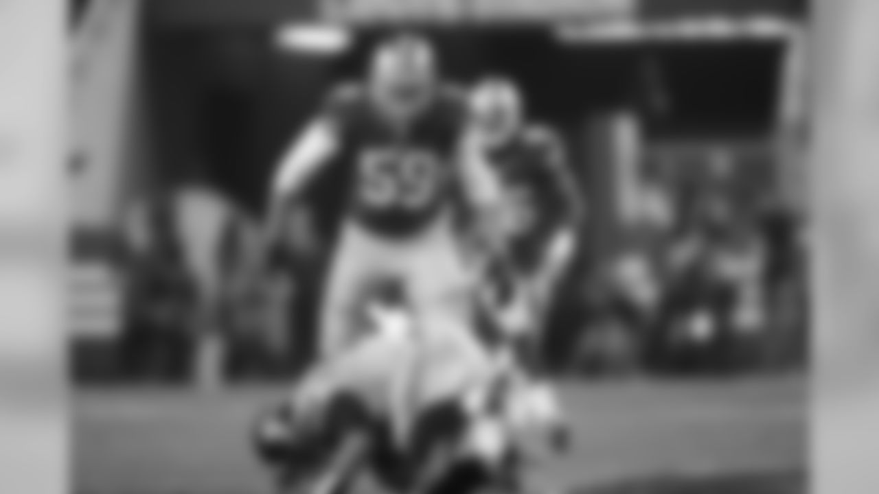 Week 13: Aaron Lynch-Russell Wilson