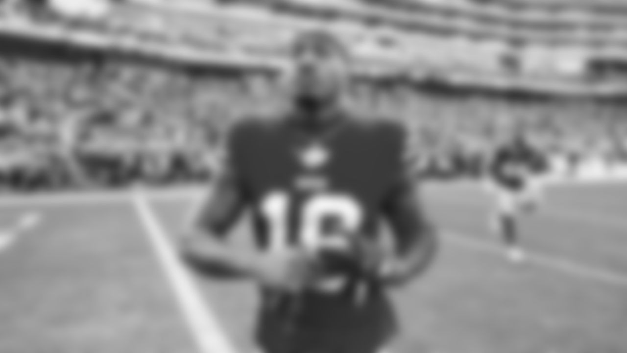 WR Deebo Samuel
