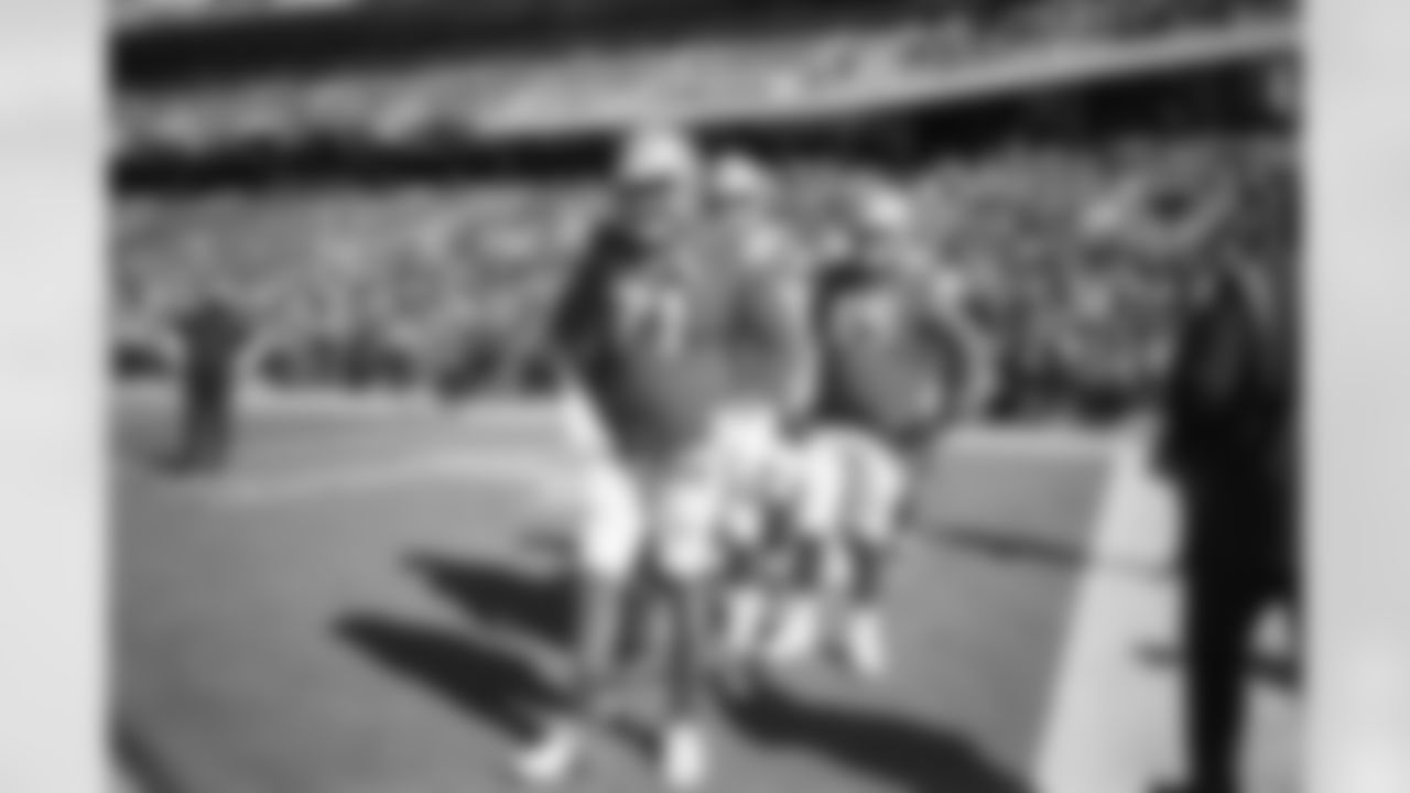 T Trent Williams