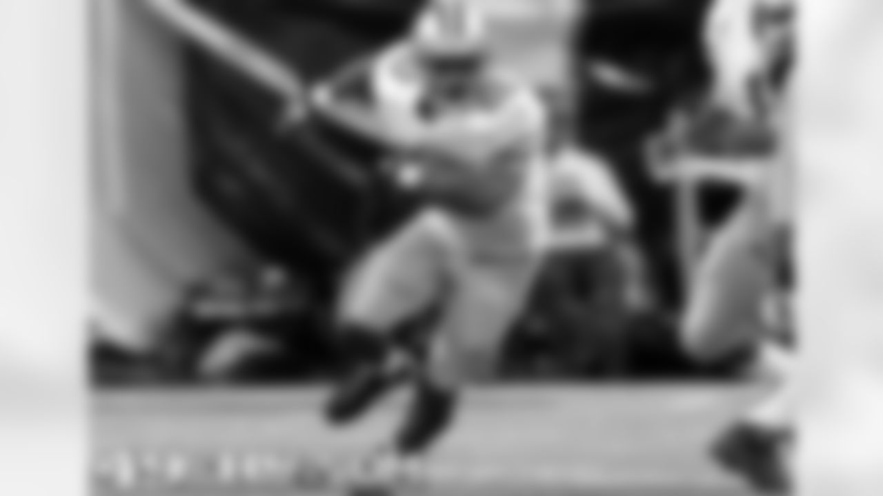 RB Brian Westbrook