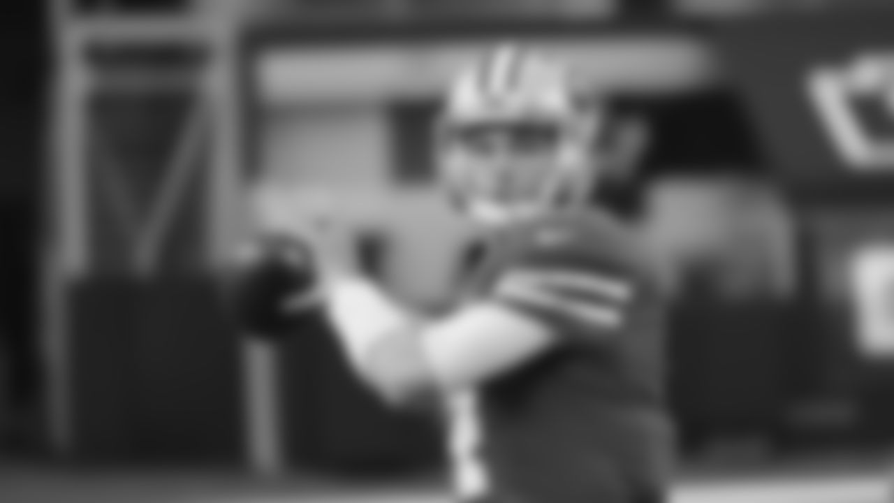 QB Nick Mullens