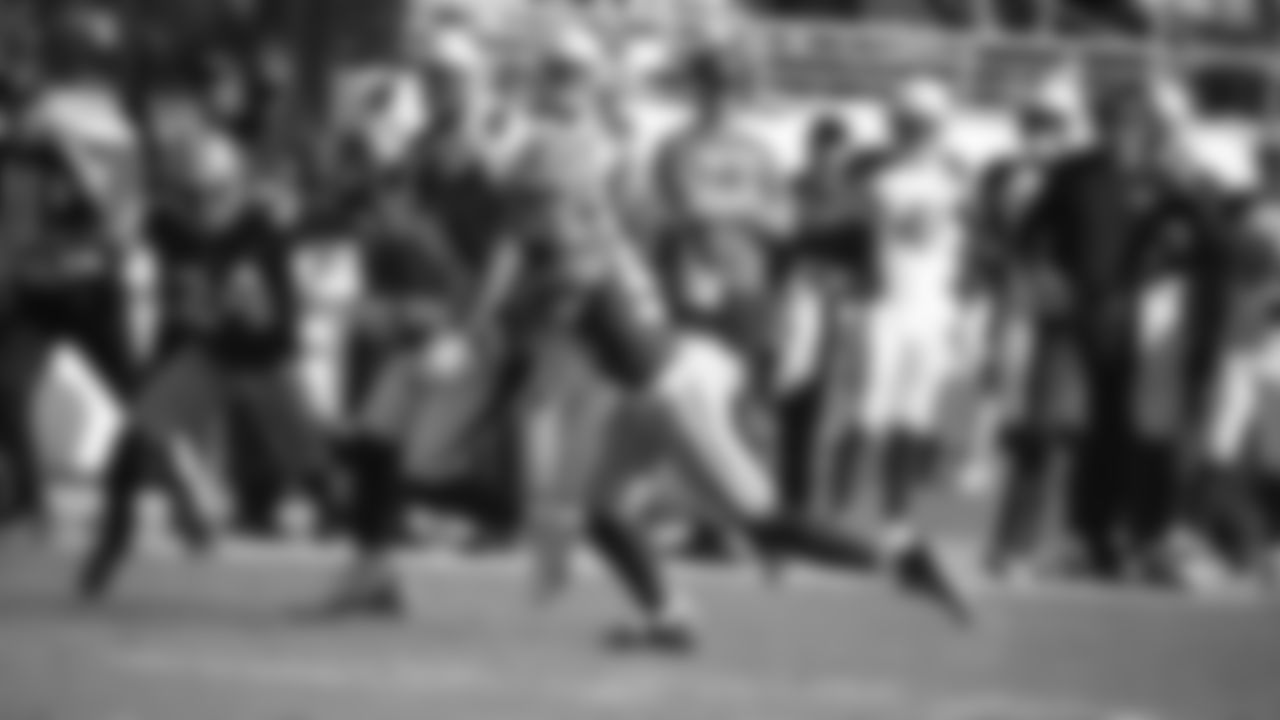 LB Fred Warner