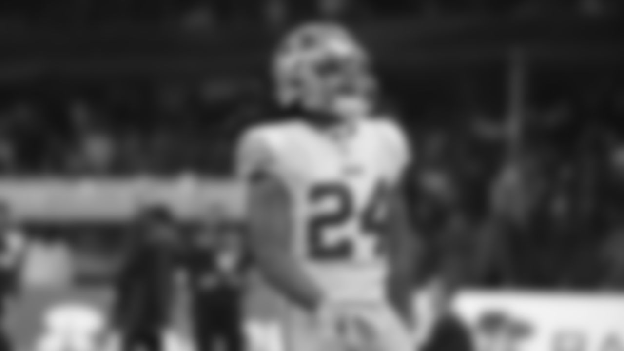 RB Jordan Mason