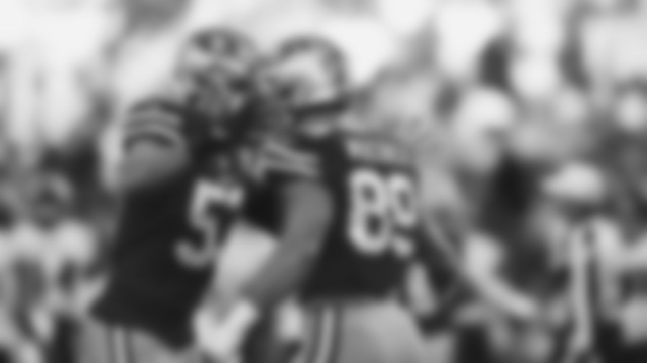 LB Mark Nzeocha, TE Charlie Woerner