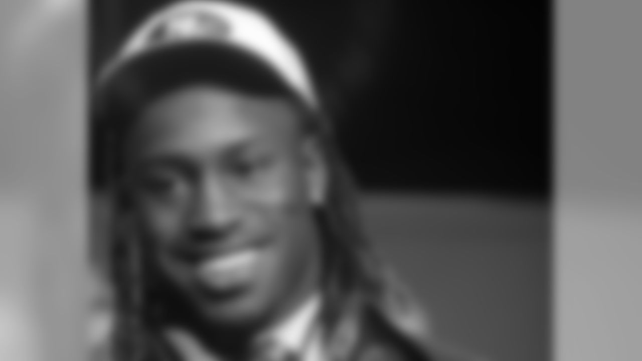 2006 -- TE Vernon Davis