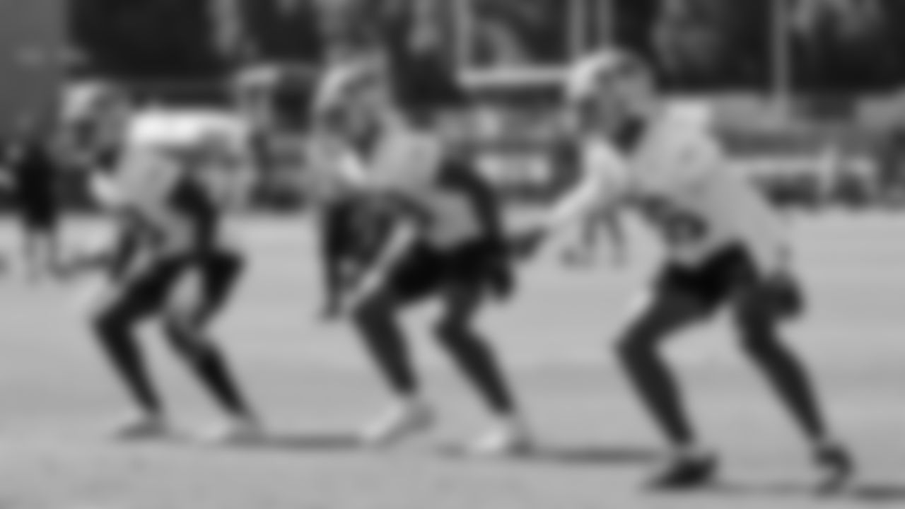 LB Oren Burks, LB Curtis Robinson, CB Isaiah Oliver