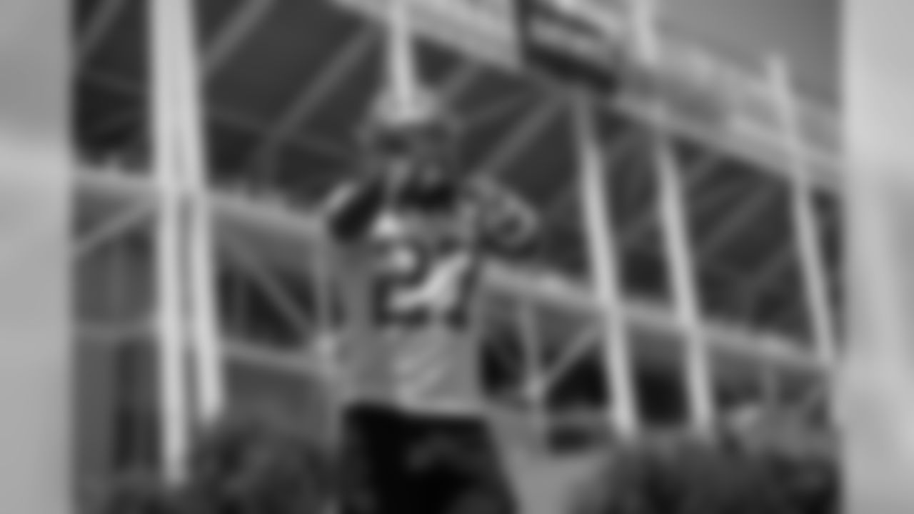 DB Adrian Colbert