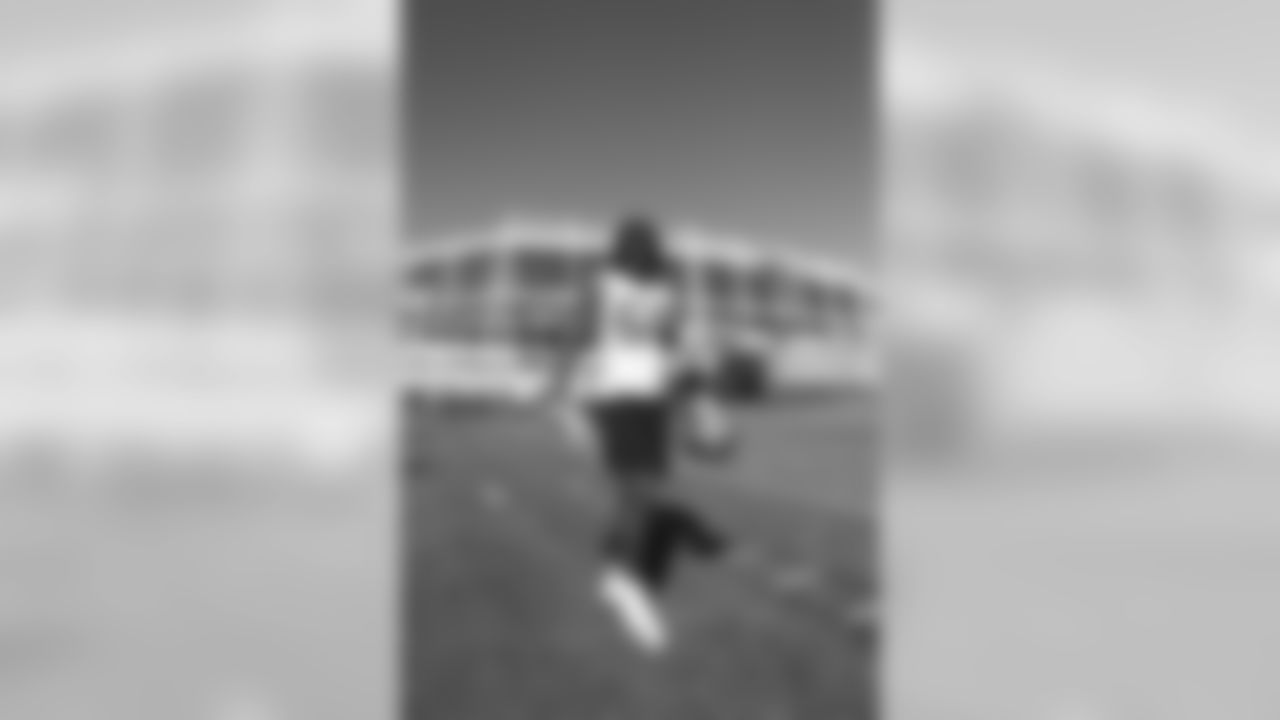LB Reuben Foster