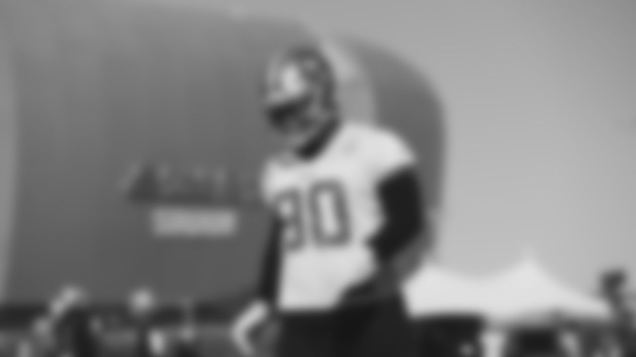 DL Kevin Givens