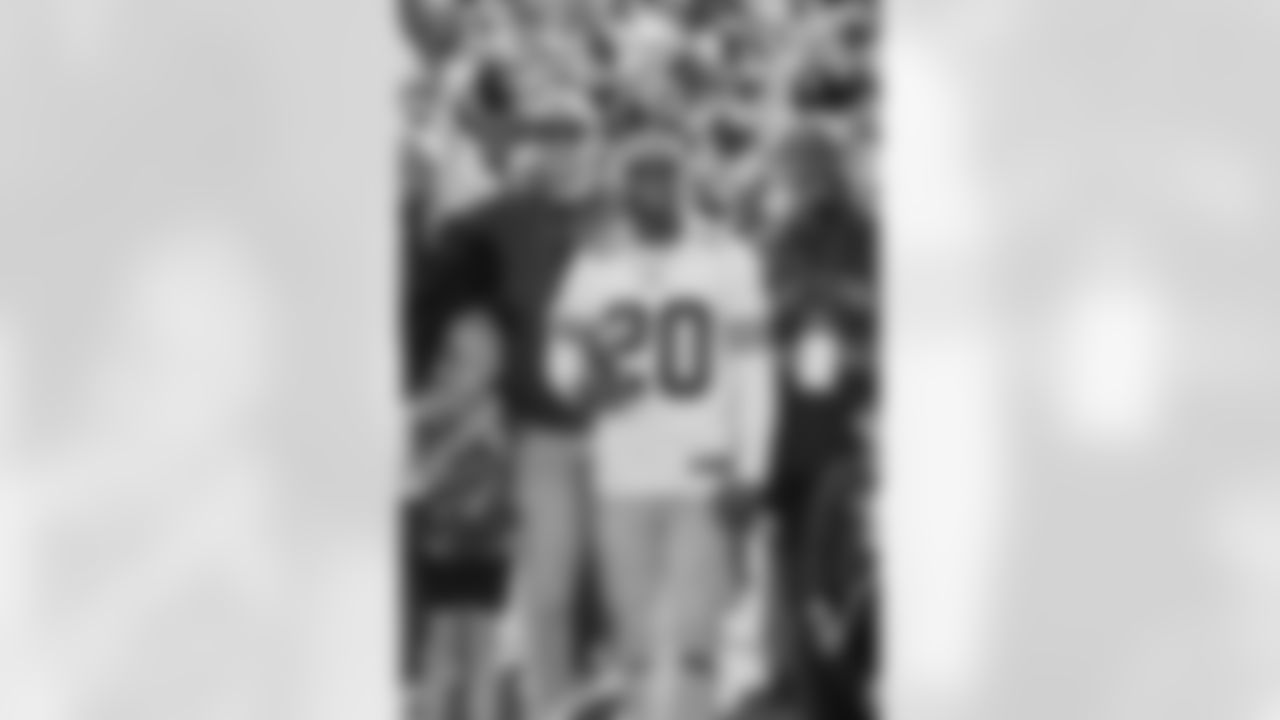 Joe Staley, Perrish Cox