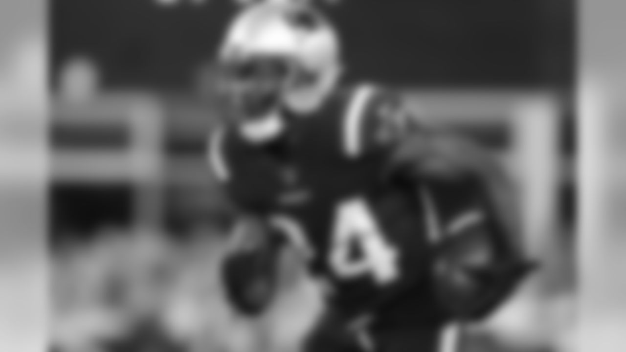 KR 24 Cyrus Jones