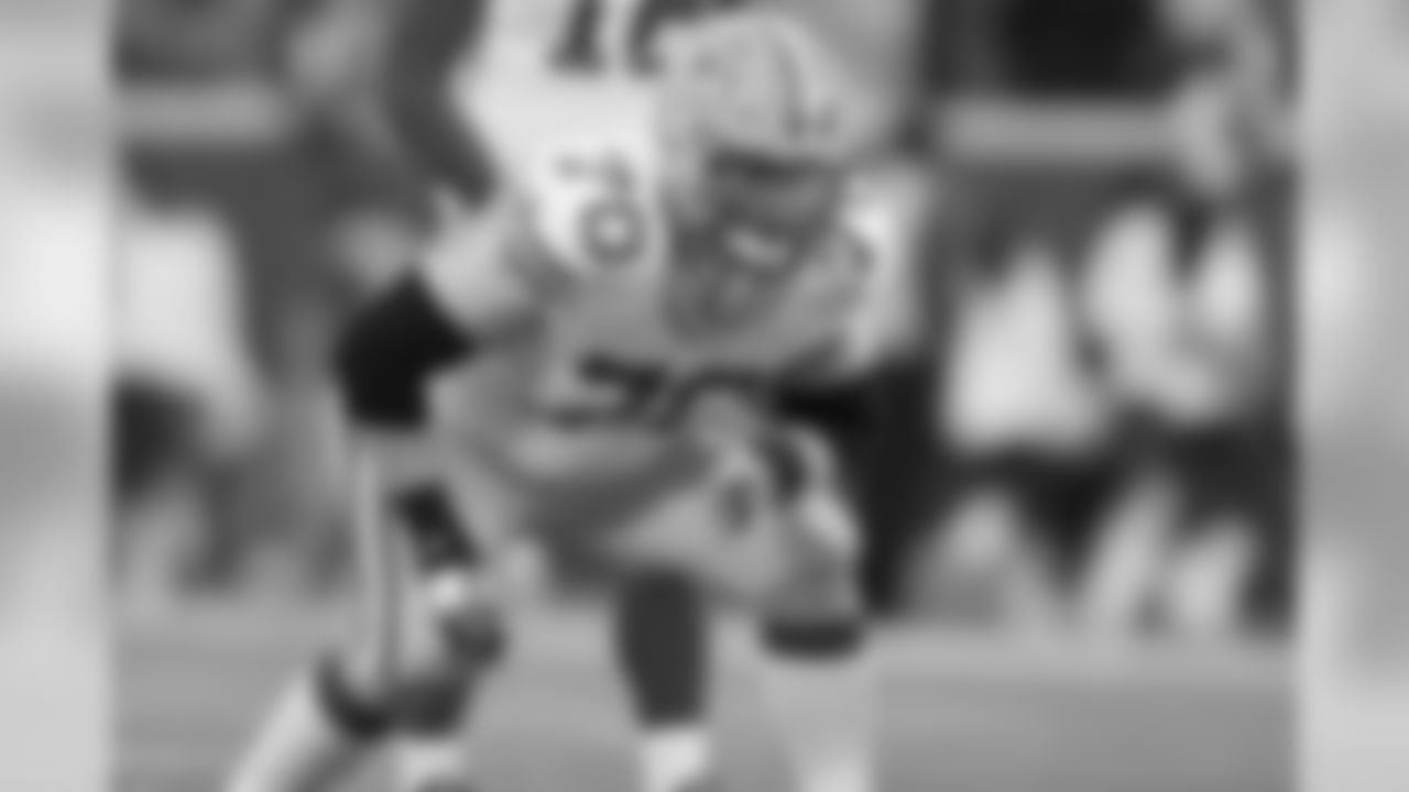 RG 70 T.J. Lang