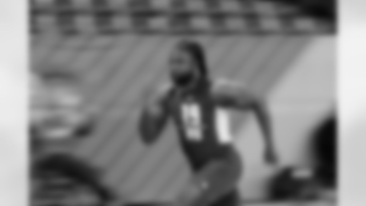 Georgia running back Keith Marshall blazes to a 4.31 40-yard dash time.