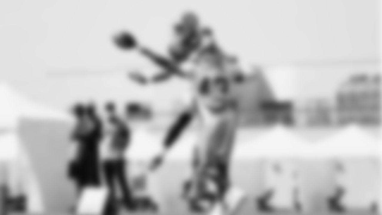 S Jared Mayden
