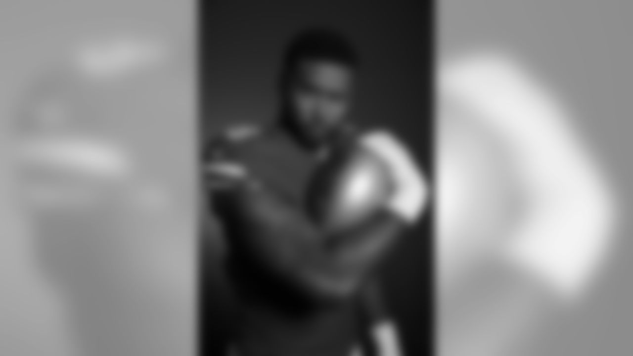 DL DeForest Buckner