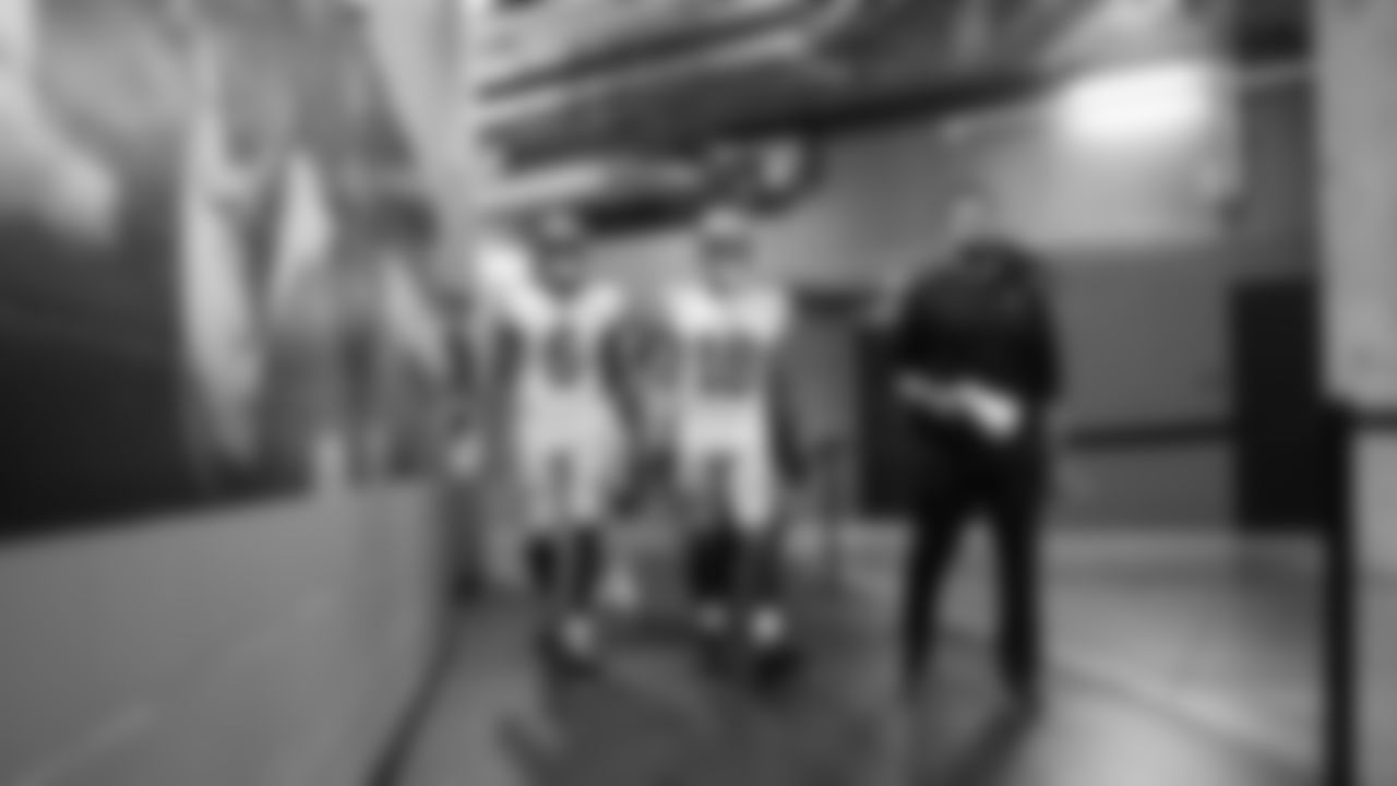 WR Marcus Johnson, P Mitch Wishnowsky