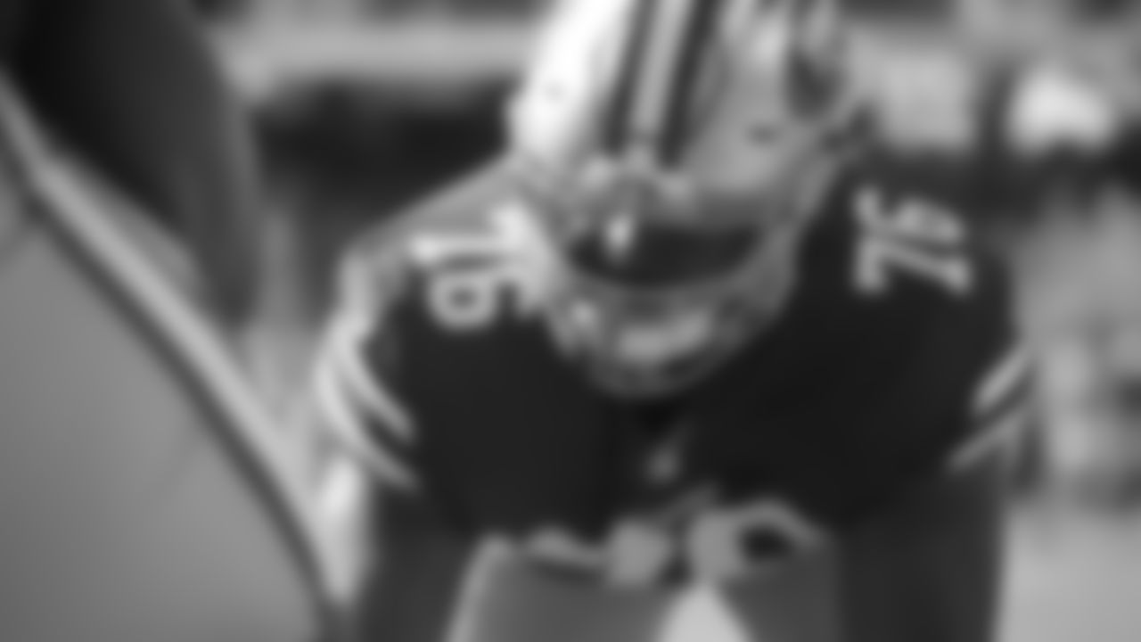 DL Jordan Thompson