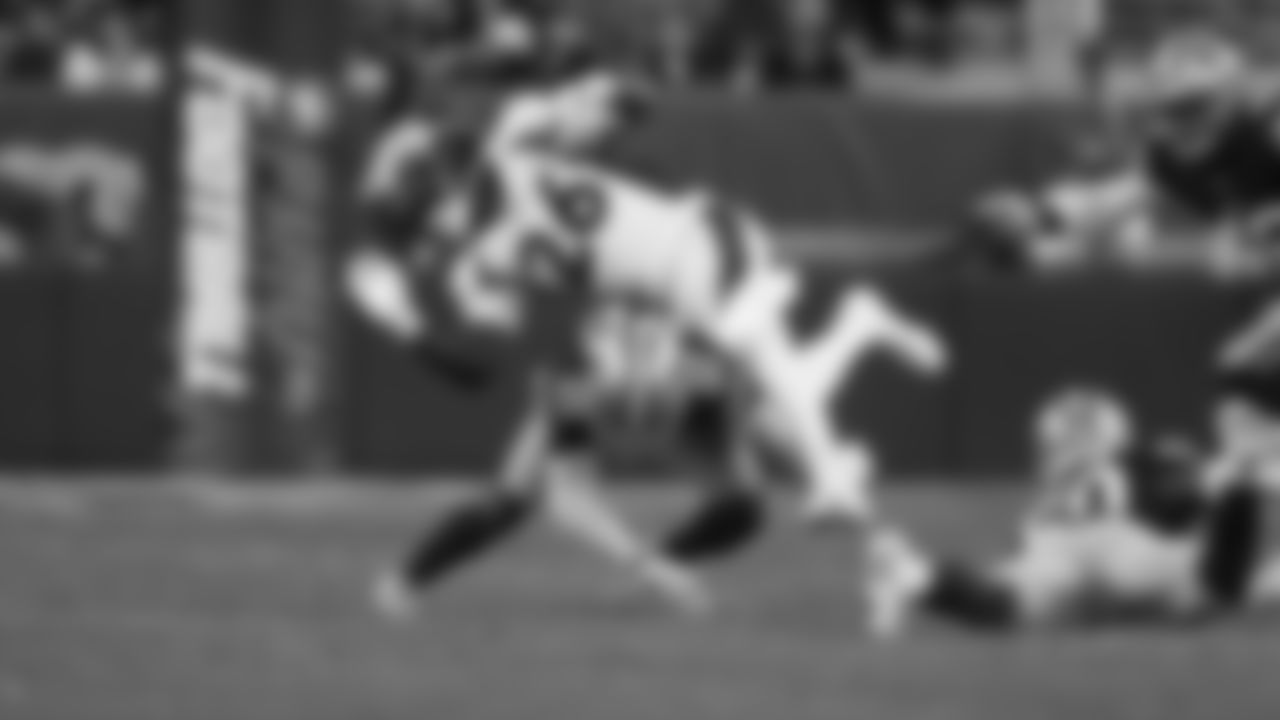 CB D'Shawn Jamison