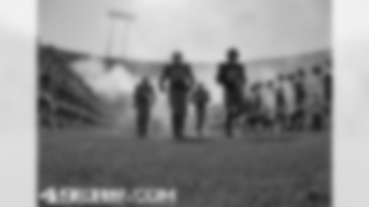 The 49ers take the field