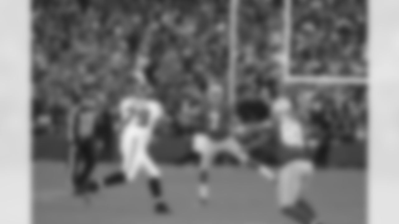 49ers 19, Seahawks 17 on Dec. 8, 2013 at Candlestick Park.